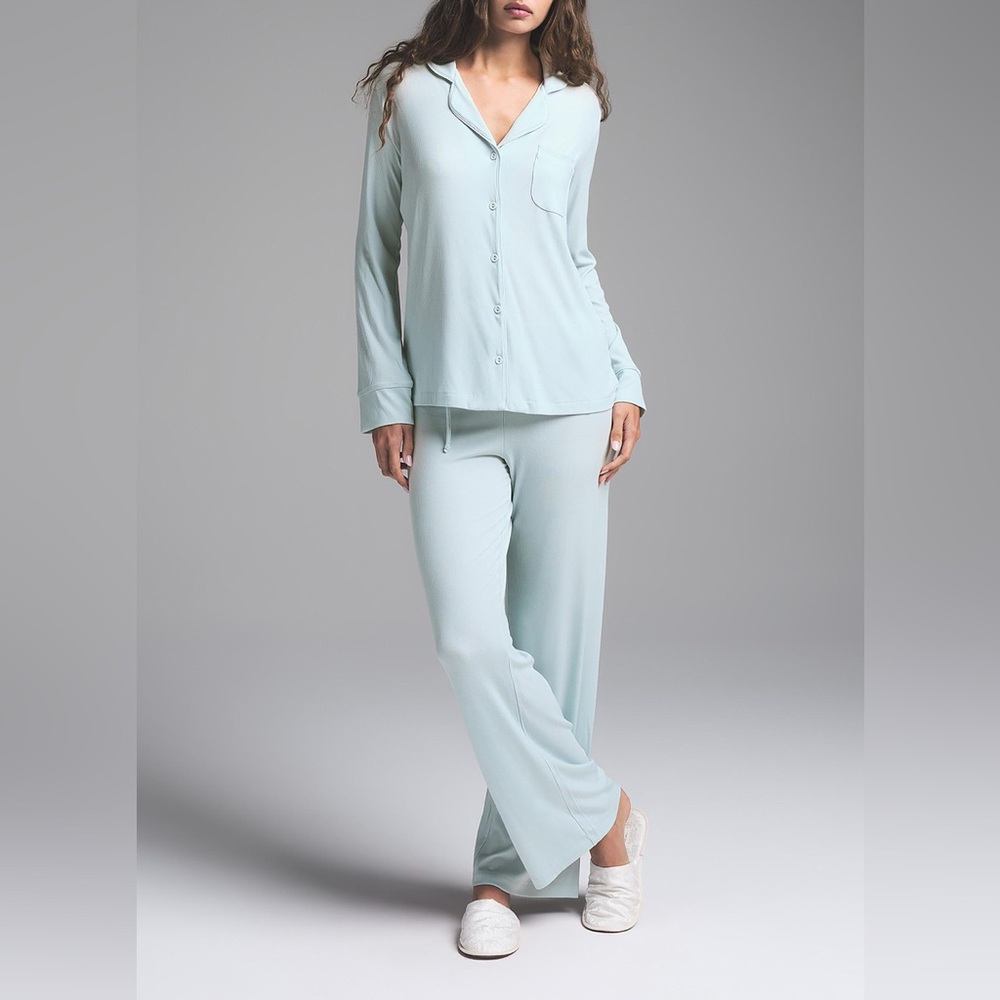 SKIMS Soft Blue Women's Pajama Set